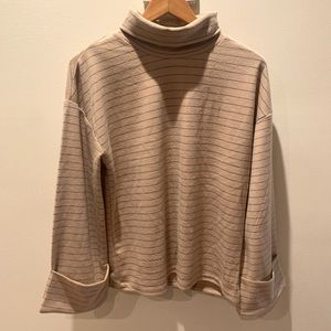 Long sleeve turtle neck